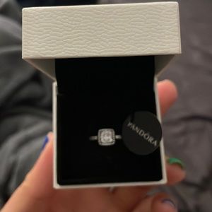 Pandora Ring